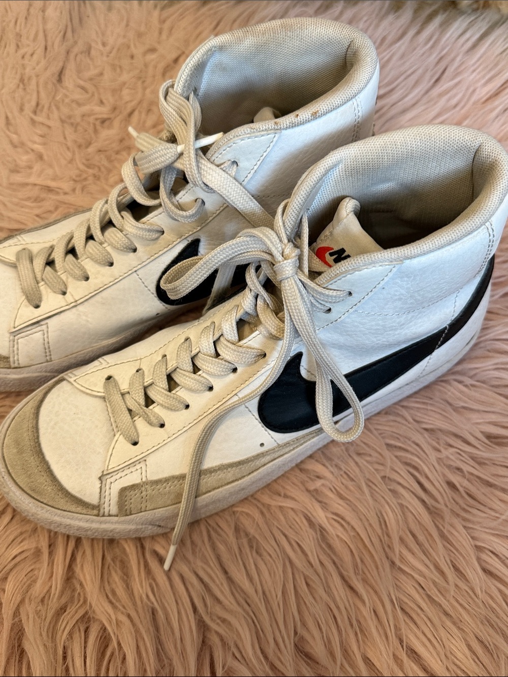 Nike Blazer Y6.5 White High-Top Sneakers with Black Swoosh and Beige Accents